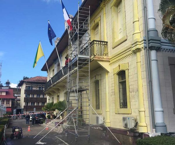 Travaux de peinture des façades - Mairie de Cayenne - Guyane 15