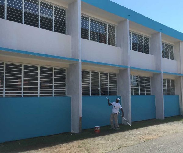 Mise en peinture - École de Cayenne - Guyane