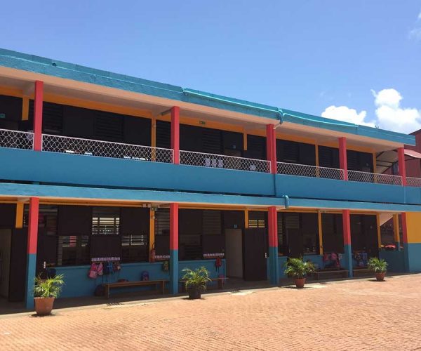 Mise en peinture - École de Cayenne - Guyane